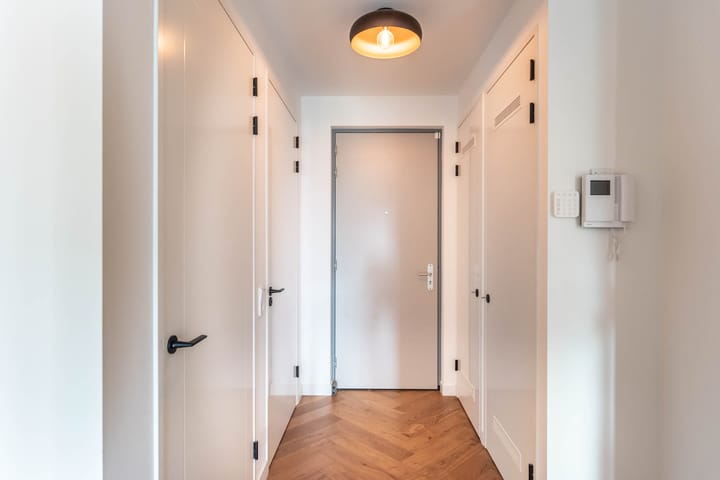 Photo 23 of Faas Wilkesstraat 217