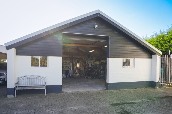 Photo 40 of Veerstraat 3