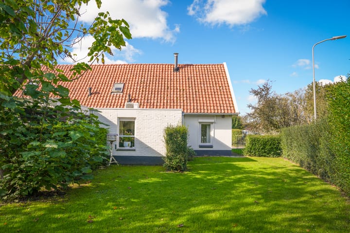 Photo 42 of Veerstraat 3