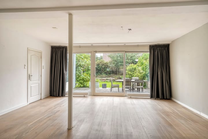 Photo 10 of Leidsemeerstraat 31