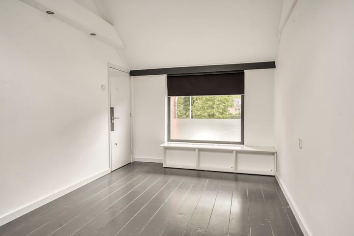 Photo 22 of Leidsemeerstraat 31