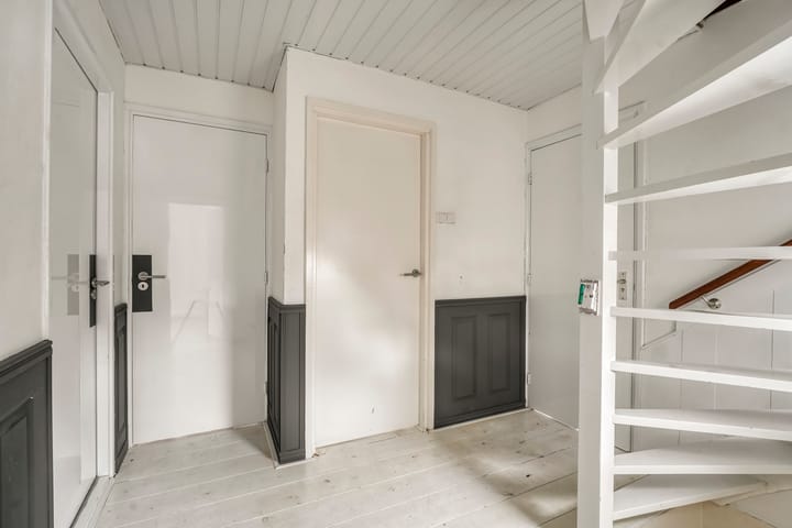 Photo 23 of Leidsemeerstraat 31