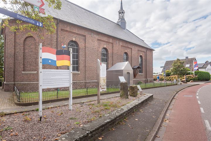 Bekijk foto 40 van Kwikkelstraat 39