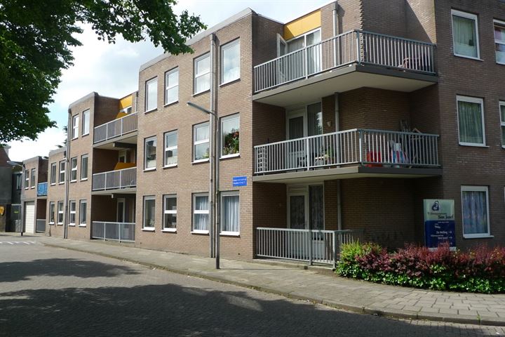 View photo 11 of Eestraat 7-B