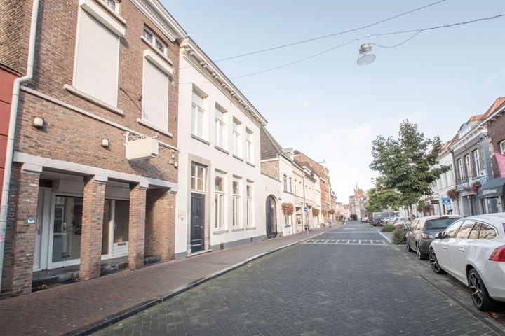 Bekijk foto 22 van Minderbroedersstraat 3-B