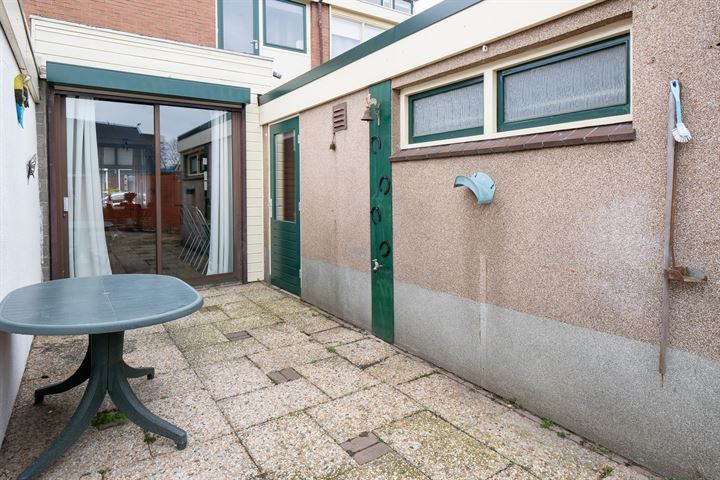 Bekijk foto 32 van Tulpstraat 19