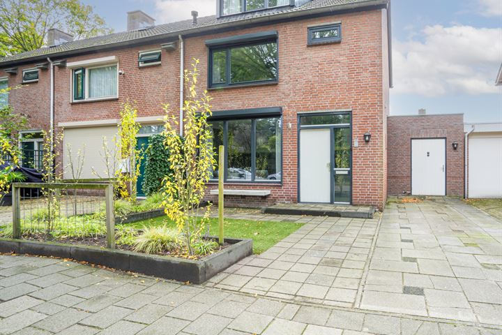 Bekijk foto 48 van Hendrikstraat 15