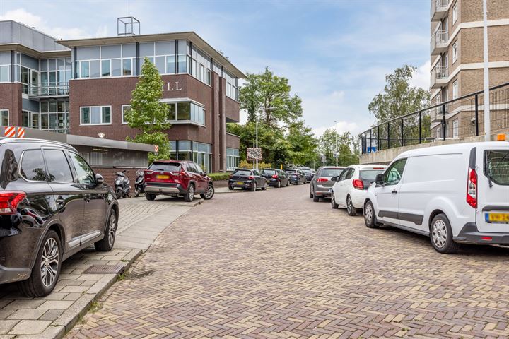 Bekijk foto 37 van Plantijnstraat 51