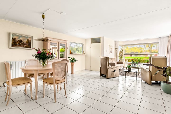 Foto 2 van Zwanebloemplantsoen 26