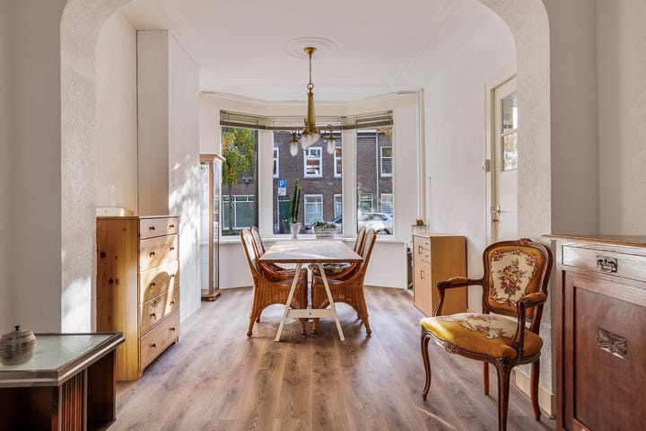 Photo 7 of Vondellaan 63