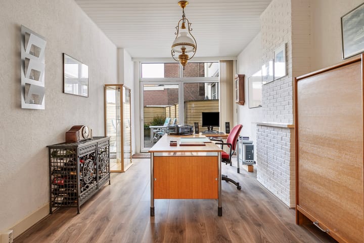 Photo 10 of Vondellaan 63