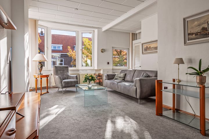 Photo 16 of Vondellaan 63