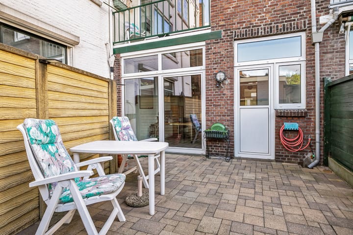 Photo 32 of Vondellaan 63