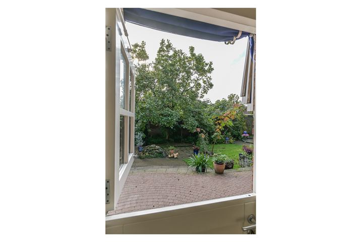 View photo 20 of Daalakkerstraat 11