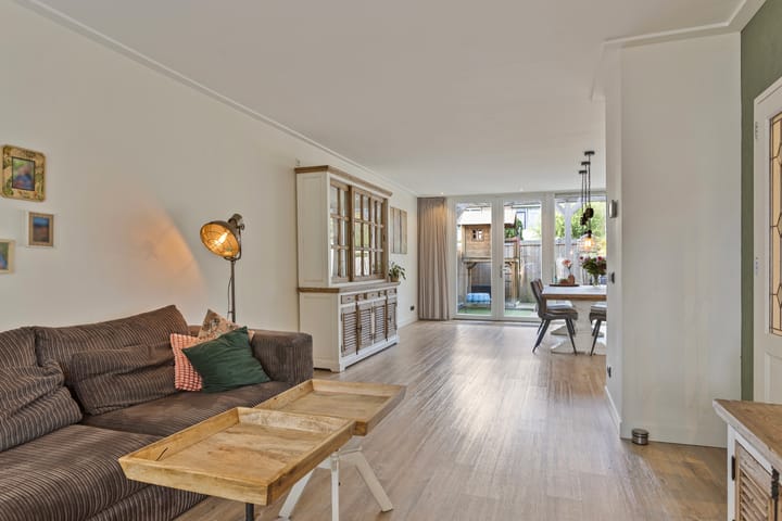 Foto 10 van Korenbloemlaan 37