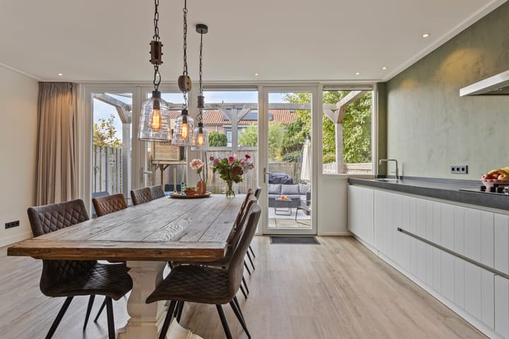 Foto 12 van Korenbloemlaan 37