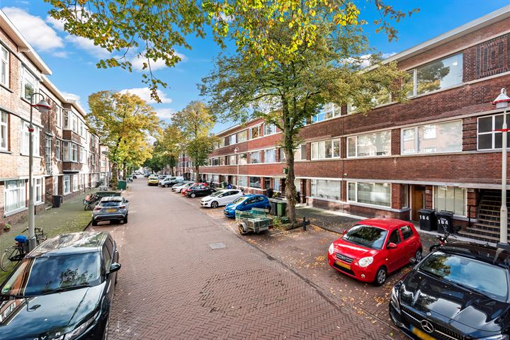 Bekijk foto 3 van Linnaeusstraat 106-A