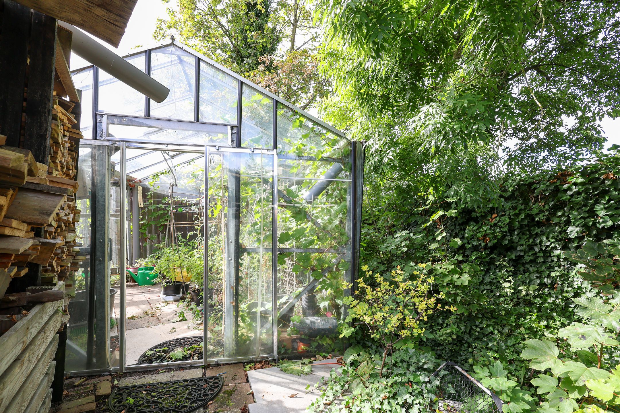 Photo 54 of Stationsweg 39