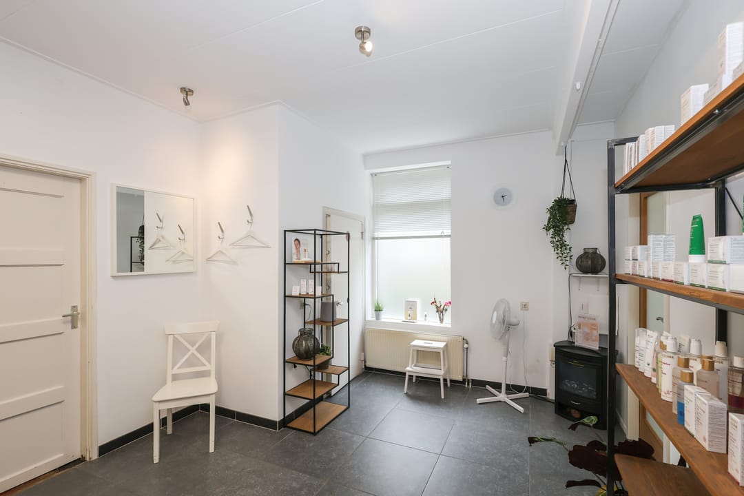 Photo 62 of Stationsweg 39