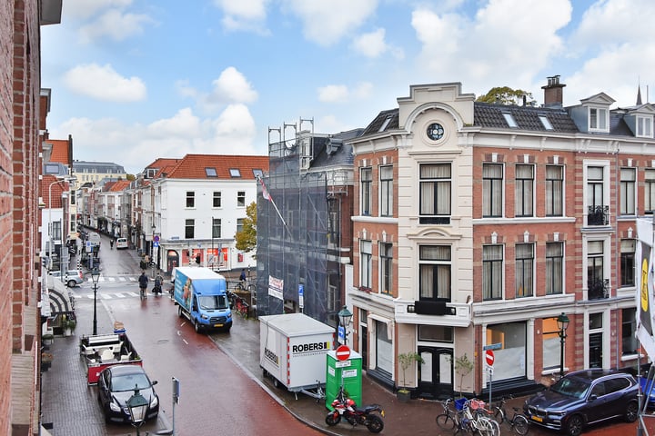 View photo 3 of Frederikstraat 39