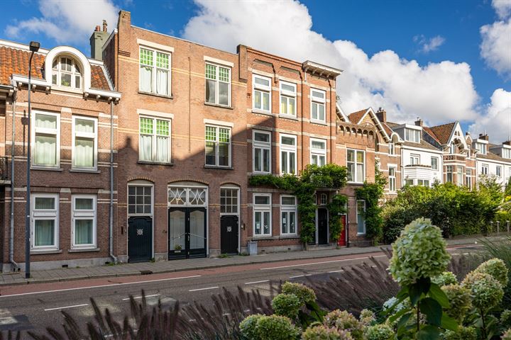 View photo 1 of Brugstraat 4-B