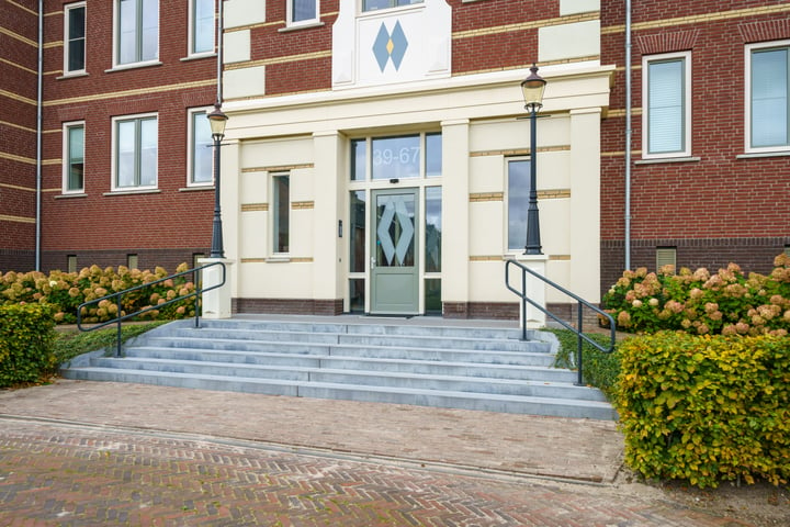 Bekijk foto 30 van William Braggstraat 41