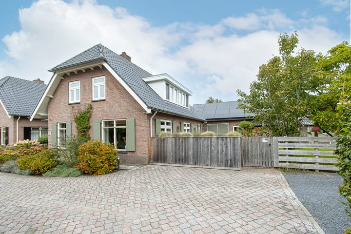 Foto 85 van Lijsenhof 37