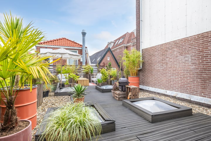 View photo 27 of Plantsoenstraat 27