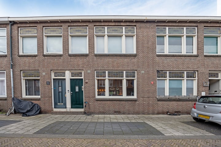 Bekijk foto 3 van Camphuijzenstraat 25