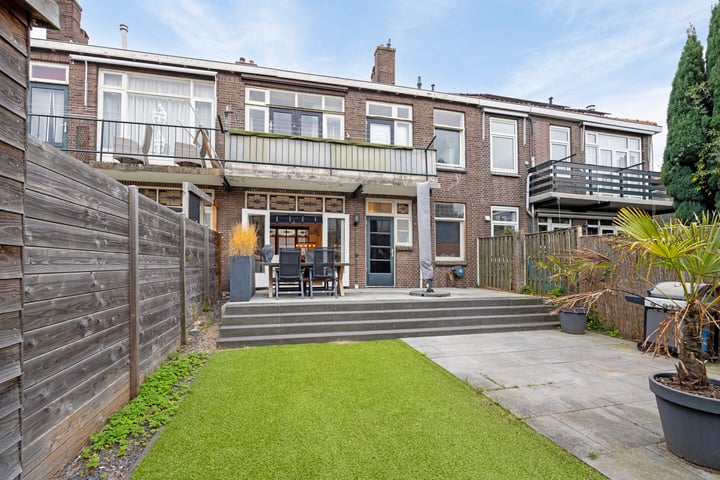 Bekijk foto 18 van Camphuijzenstraat 25