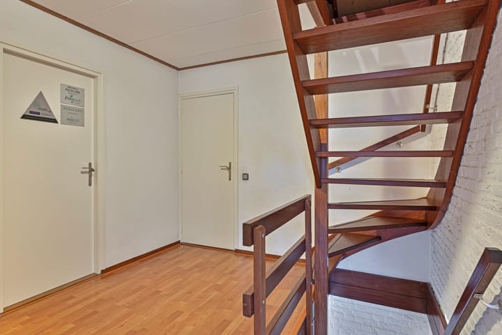 Foto 22 van Voorstraat 3