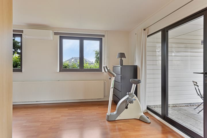 Foto 24 van Voorstraat 3