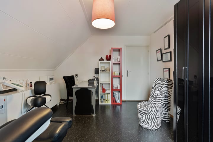 Foto 37 van Voorstraat 3