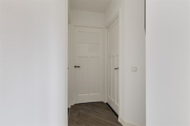 View photo 22 of Marnixstraat 114-RD