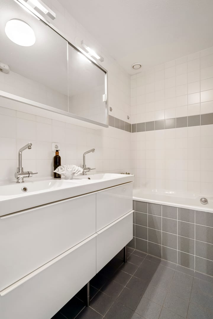 Foto 24 van Arent Janszoon Ernststraat 176