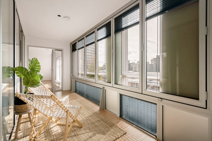 Foto 28 van Arent Janszoon Ernststraat 176