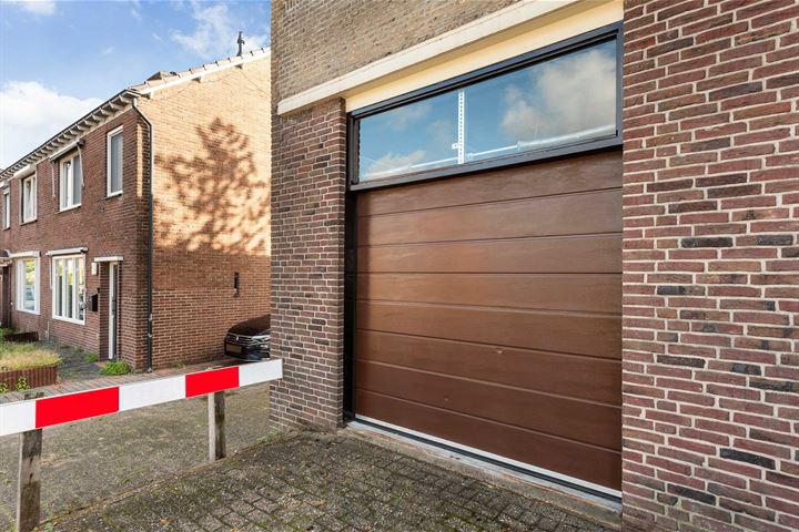 View photo 14 of Nieuw Frieslandstraat 2