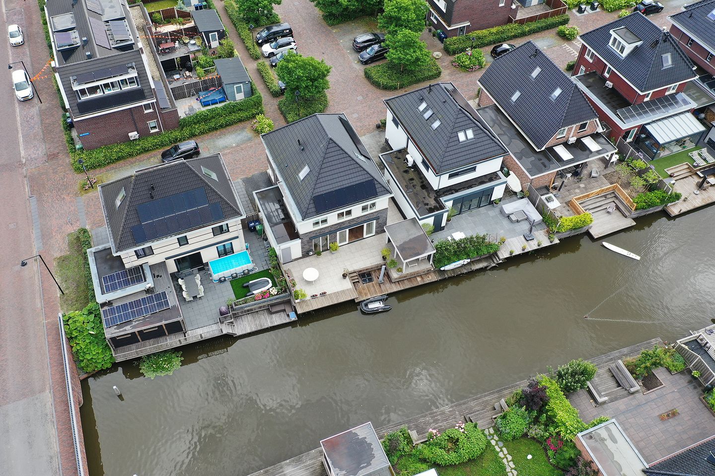 Foto 1 van Niels Bohrstraat 4