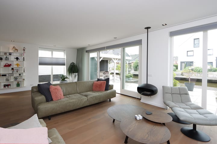 Foto 13 van Niels Bohrstraat 4