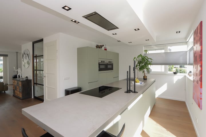 Foto 17 van Niels Bohrstraat 4