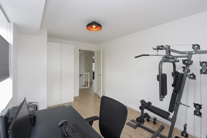 Foto 32 van Niels Bohrstraat 4