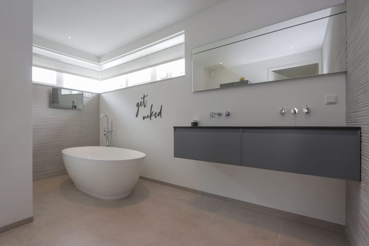 Foto 40 van Niels Bohrstraat 4