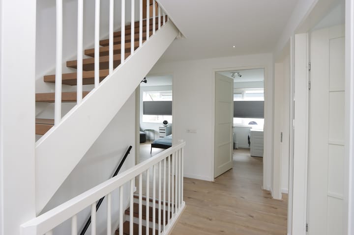 Foto 45 van Niels Bohrstraat 4