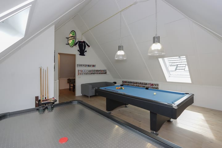 Foto 48 van Niels Bohrstraat 4