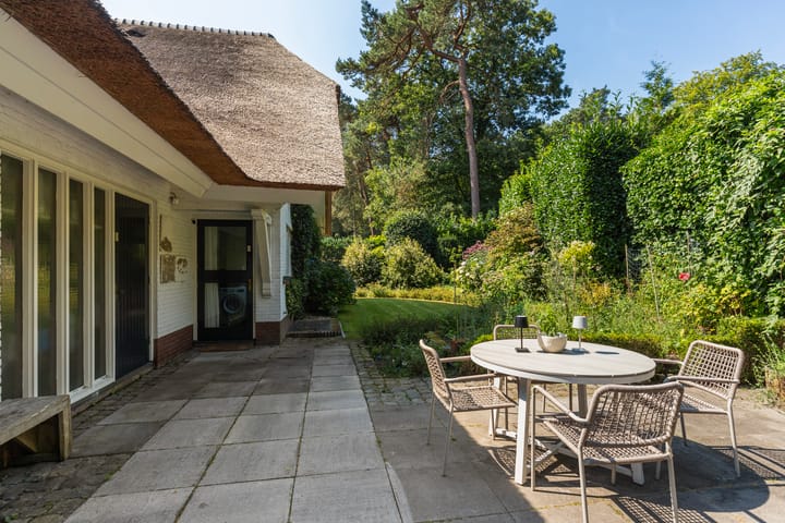 Photo 41 of Magnolialaan 14