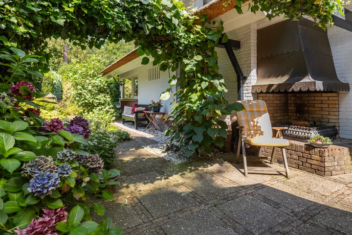 Photo 45 of Magnolialaan 14