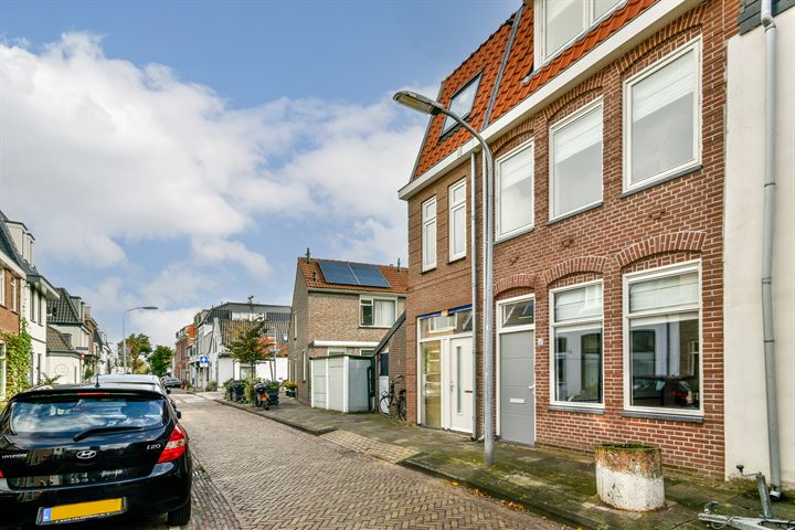 Bekijk foto 3 van Oranjeboomstraat 147