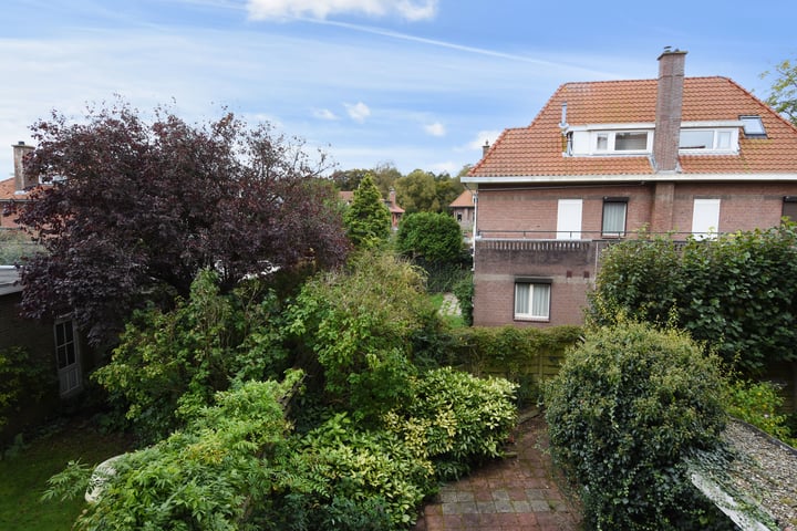 View photo 37 of Brugsestraat 21