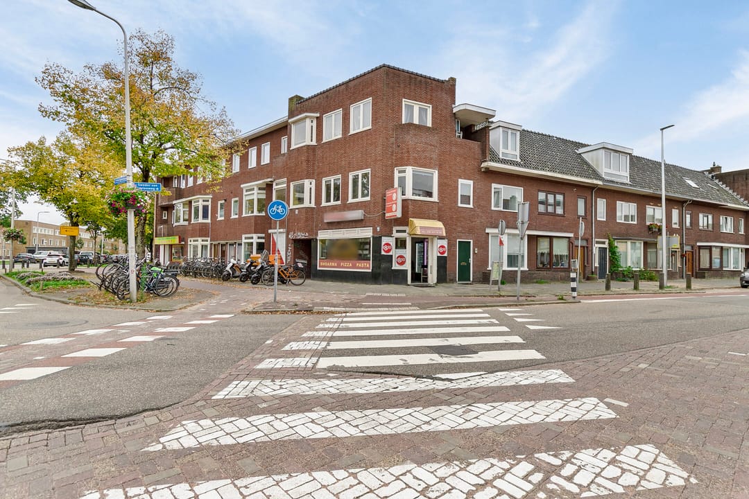 Photo 2 of Van Egmondkade 96