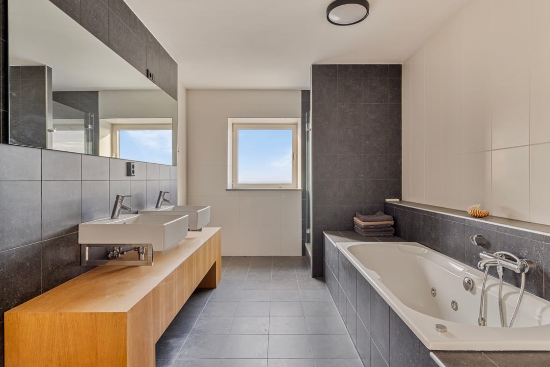 Foto 31 van Westpoint 155